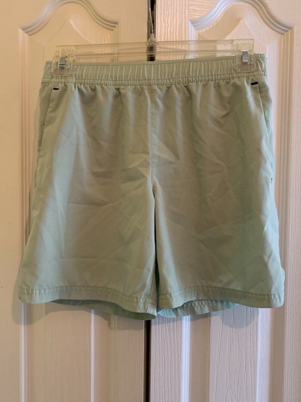 Old Navy Boys' Light Green Athletic Shorts - Size L (10-12)